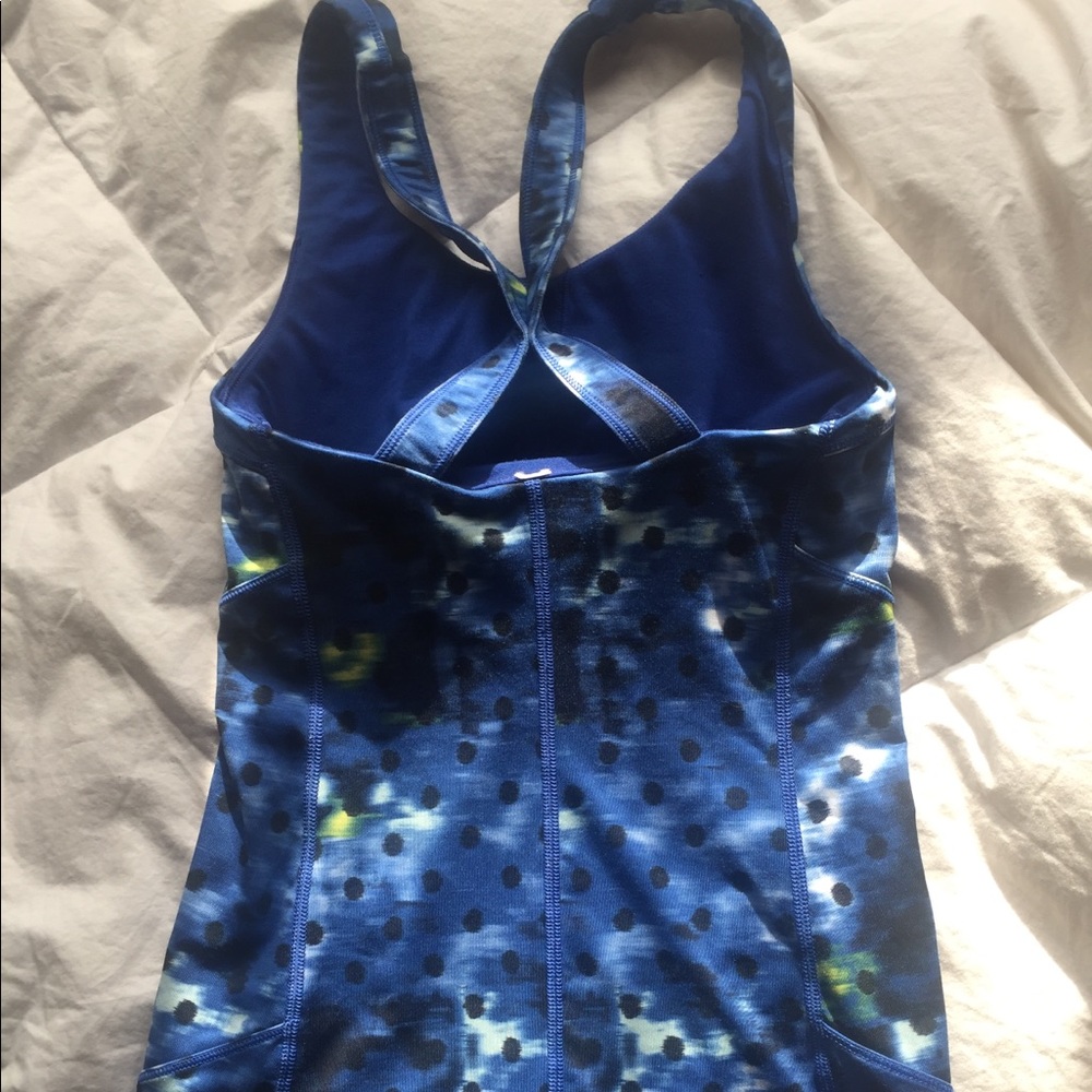 Lululemon racerback tank 🍋